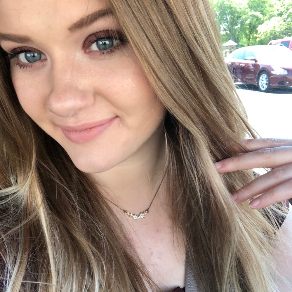 Meet your Posher, Janna